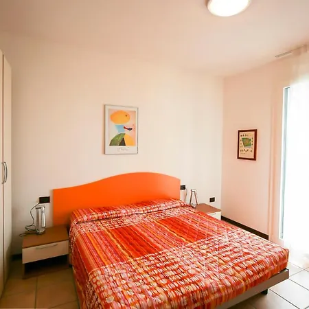 Apartamento In Altanea 24680 *