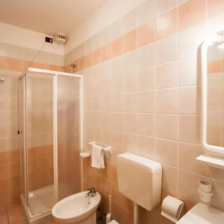 In Altanea 24680 Apartamento *